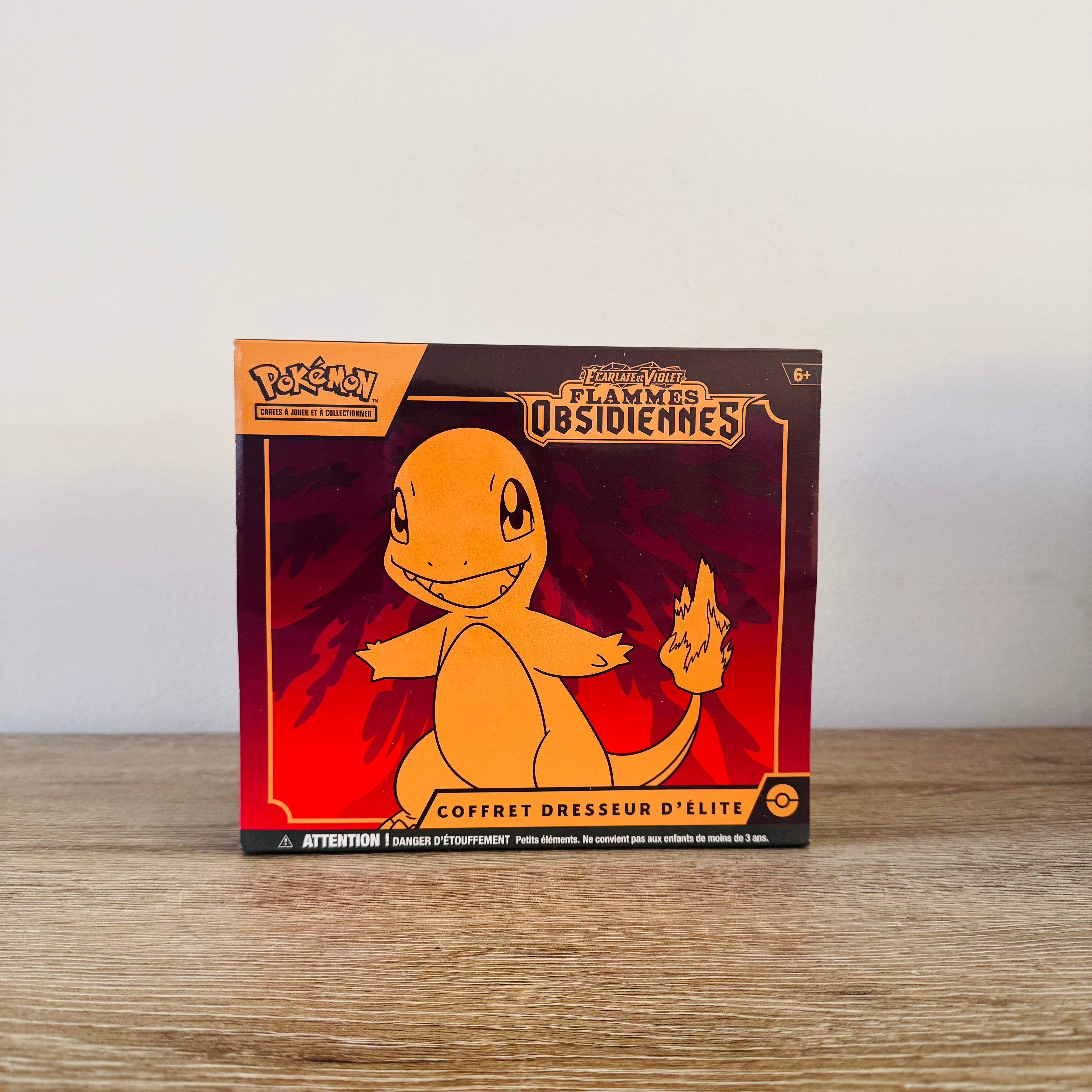 ETB Pokémon Flammes Obsidiennes – Coffret Dresseur d'Élite (FR)